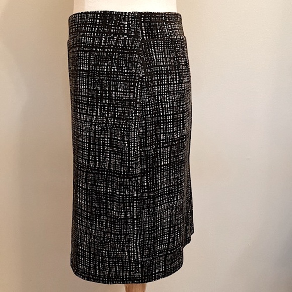 Nicole Miller Black White Cross Hatch Pattern L Modern Minimalist Pencil Skirt - Picture 3 of 8
